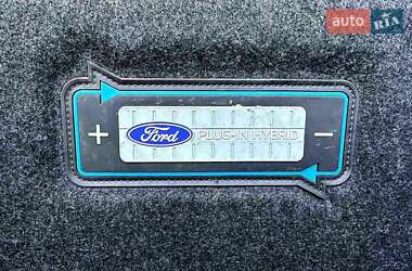 Седан Ford Fusion 2014 в 