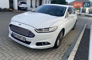 Седан Ford Fusion 2015 в Ужгороде