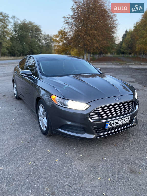 Седан Ford Fusion 2015 в Виннице