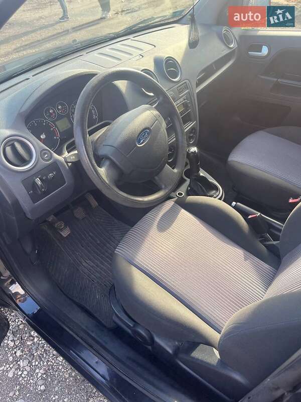 Хэтчбек Ford Fusion 2007 в Днепре