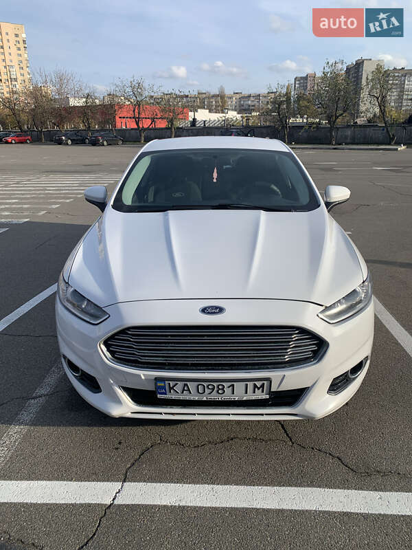 Седан Ford Fusion 2016 в Києві