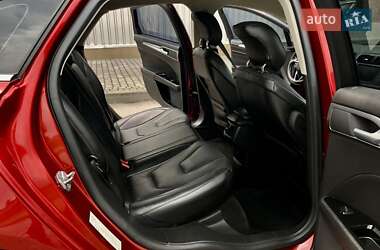 Седан Ford Fusion 2014 в 