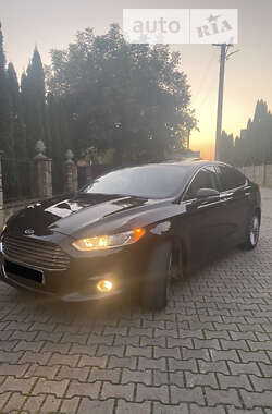 Седан Ford Fusion 2014 в Надвірній