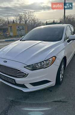 Седан Ford Fusion 2017 в 