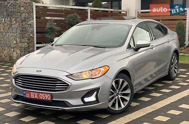 Седан Ford Fusion 2020 в Львове