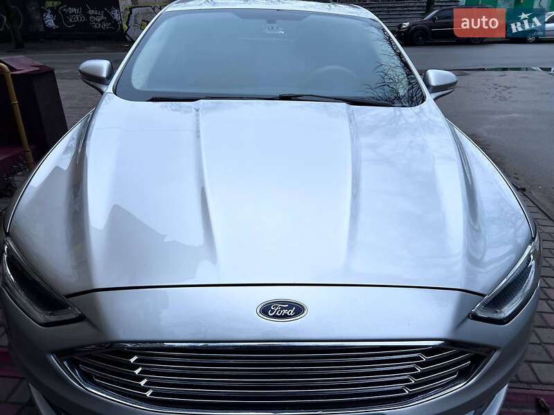 Седан Ford Fusion 2018 в Днепре