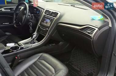 Седан Ford Fusion 2012 в Першотравенске