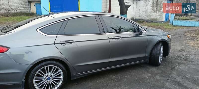 Седан Ford Fusion 2012 в Павлограде