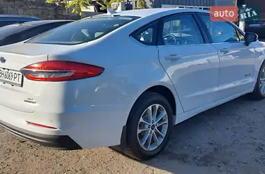 Ford Fusion 2019