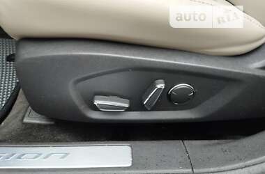 Седан Ford Fusion 2015 в 
