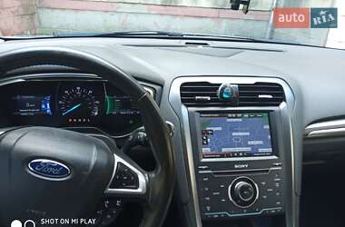 Седан Ford Fusion 2014 в Кропивницком