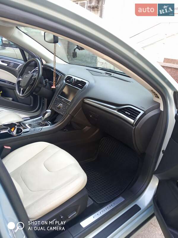 Седан Ford Fusion 2014 в Кропивницком