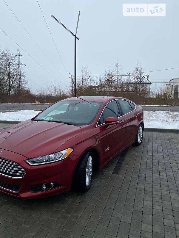 Седан Ford Fusion 2013 в Івано-Франківську