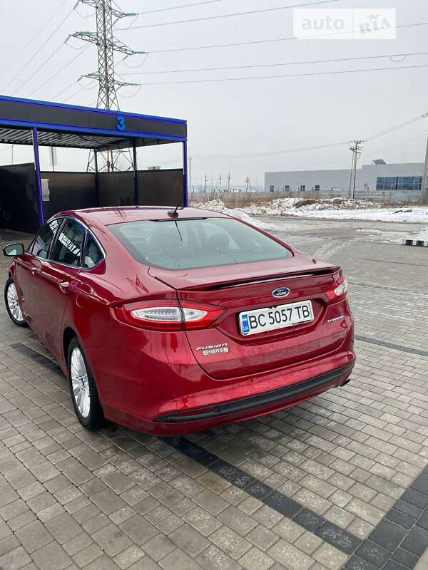 Седан Ford Fusion 2013 в Івано-Франківську