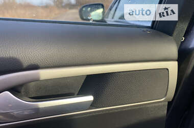 Седан Ford Fusion 2013 в 
