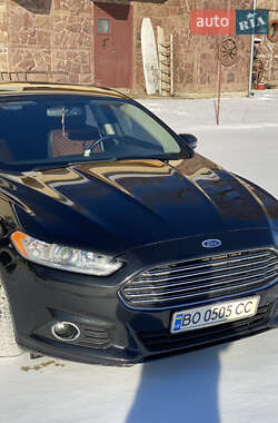 Седан Ford Fusion 2014 в 