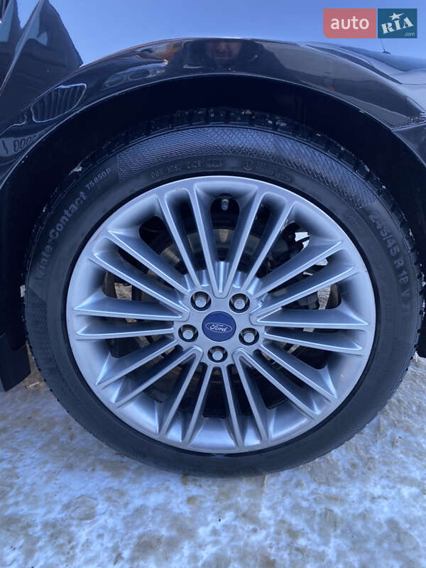Седан Ford Fusion 2014 в Тернополе