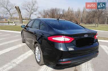 Седан Ford Fusion 2013 в Александрие