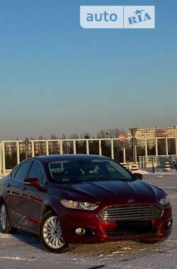 Седан Ford Fusion 2013 в Львове