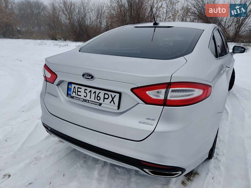 Седан Ford Fusion 2014 в Благовіщенську