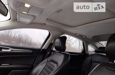 Седан Ford Fusion 2014 в Благовіщенську