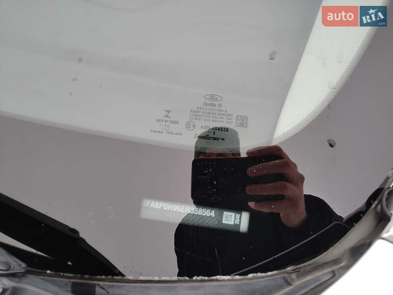 Седан Ford Fusion 2014 в Благовіщенську