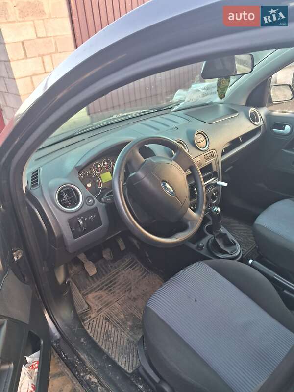 Хэтчбек Ford Fusion 2007 в Катеринополе фото Хэтчбек Ford Fusion 2007 в Катеринополе