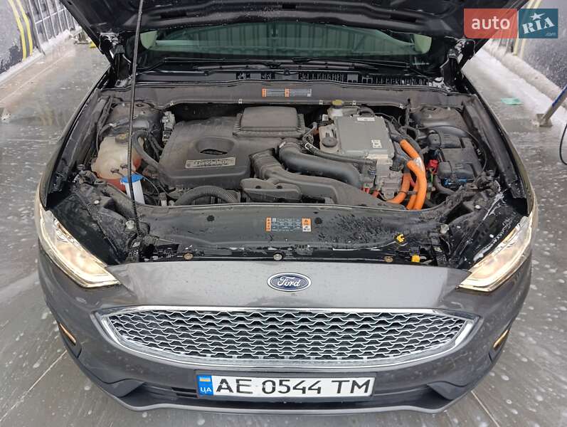 Седан Ford Fusion 2019 в Днепре
