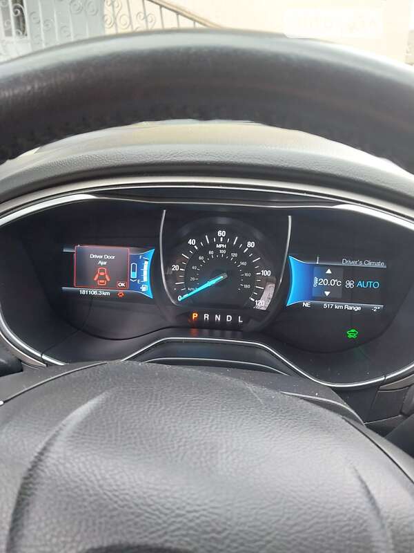 Седан Ford Fusion 2015 в Павлограде