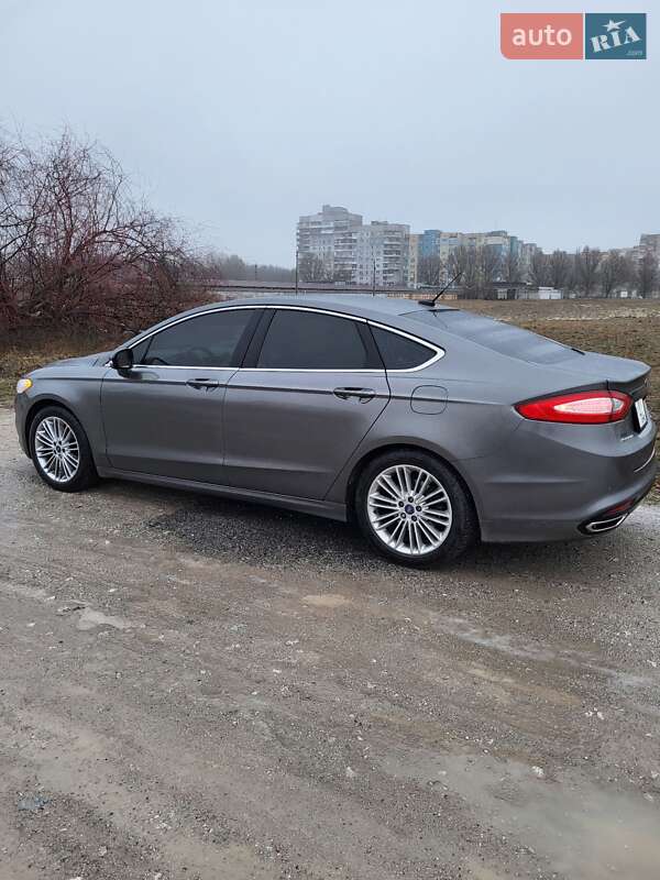 Седан Ford Fusion 2013 в Каменском