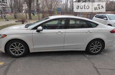 Седан Ford Fusion 2016 в Києві