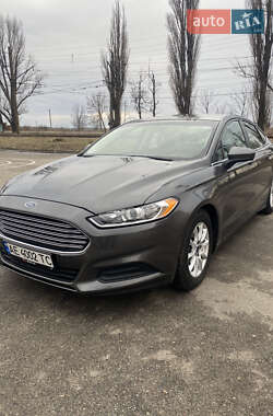Седан Ford Fusion 2014 в 