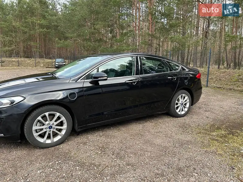 Ford Fusion 2019 VIN 3FA6P0LU2KR220401 фото оголошення 19 з 68