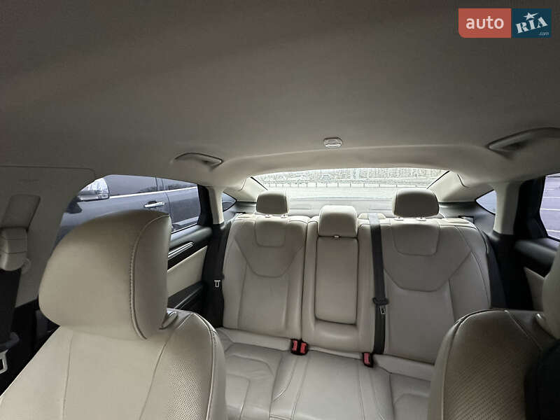 Седан Ford Fusion 2014 в Дніпрі