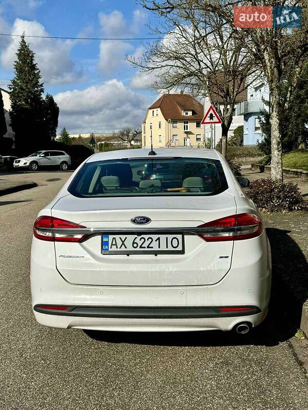 Седан Ford Fusion 2016 в Харкові