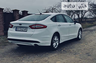 Седан Ford Fusion 2016 в Летичіві