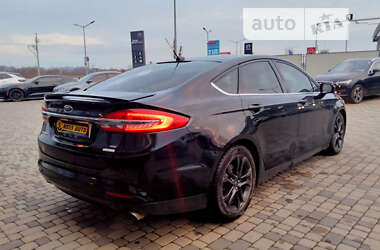 Седан Ford Fusion 2018 в Мукачевому