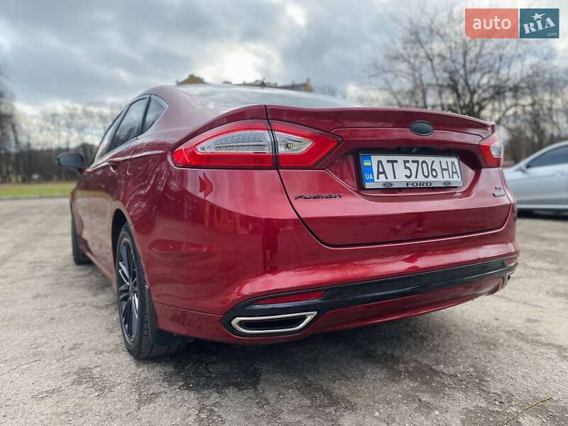 Седан Ford Fusion 2015 в Івано-Франківську