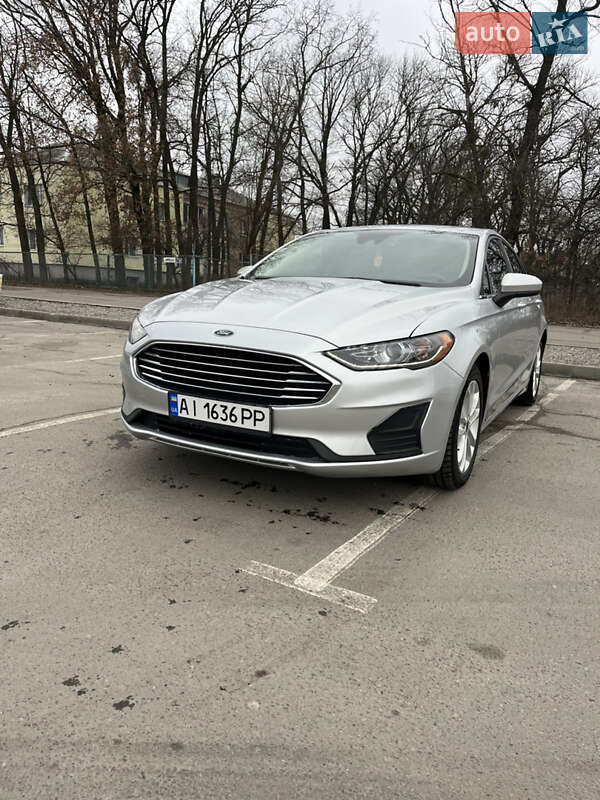 Ford Fusion 2019