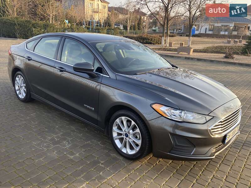 Ford Fusion 2019