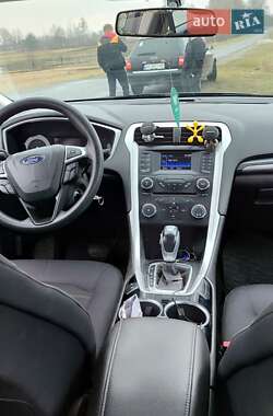 Седан Ford Fusion 2012 в Маневичах