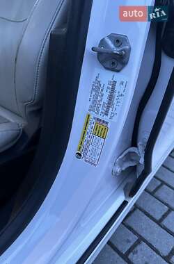 Седан Ford Fusion 2013 в 