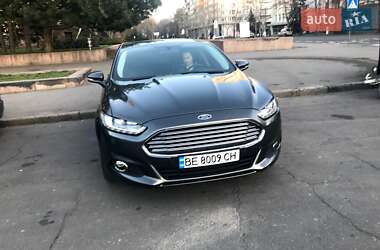 Седан Ford Fusion 2015 в 