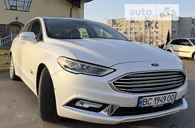 Седан Ford Fusion 2017 в Львове