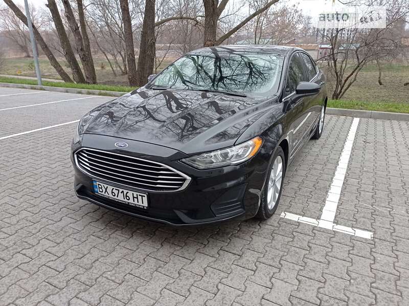 Седан Ford Fusion 2018 в Хмельницькому