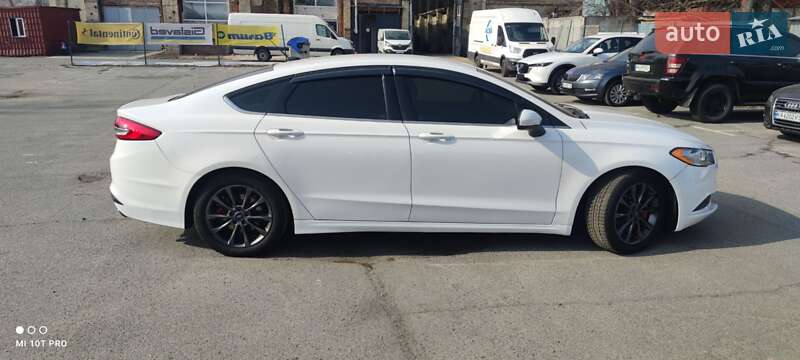 Седан Ford Fusion 2016 в Киеве