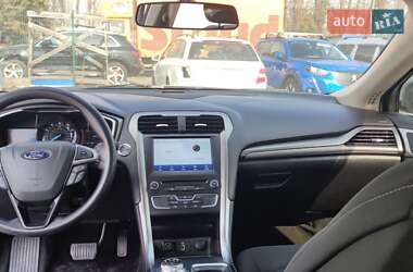 Седан Ford Fusion 2016 в Киеве