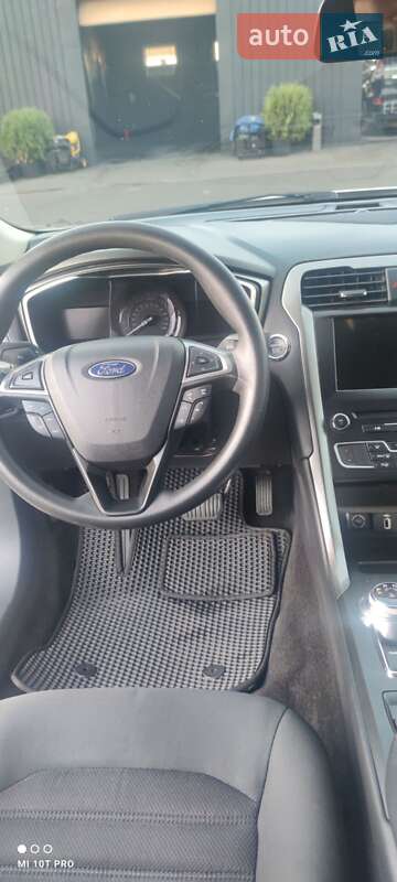 Седан Ford Fusion 2016 в Киеве