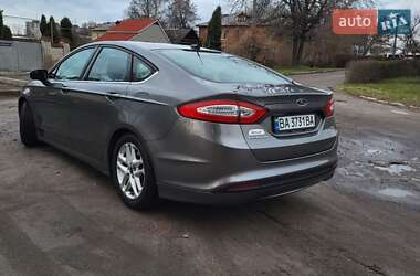 Седан Ford Fusion 2013 в Александрие