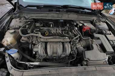 Седан Ford Fusion 2013 в Александрие